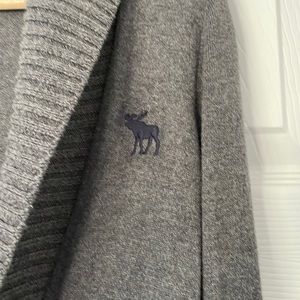 Abercrombie & Fitch Cardigan